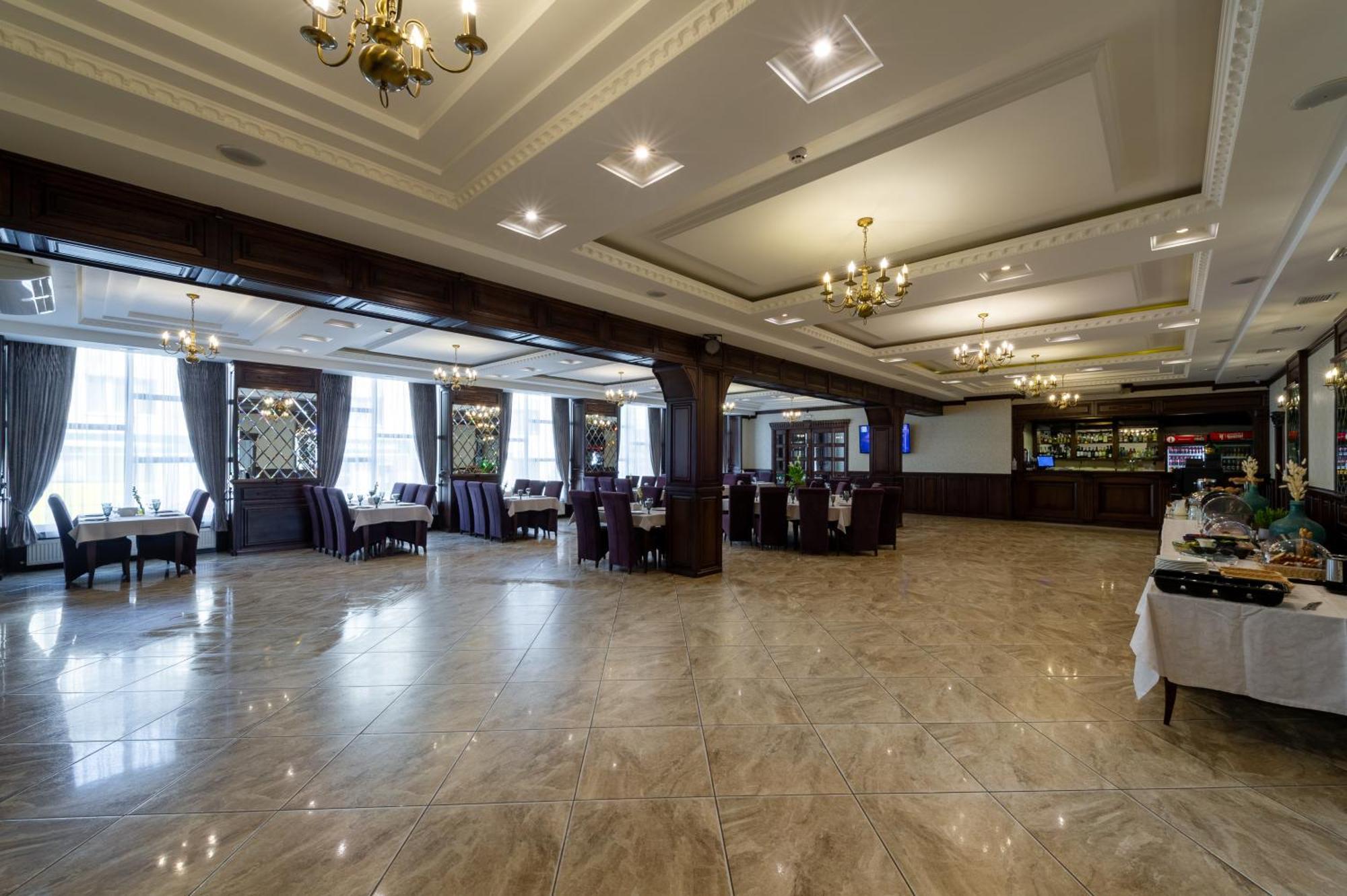 Avalon Palace Ternopil Esterno foto