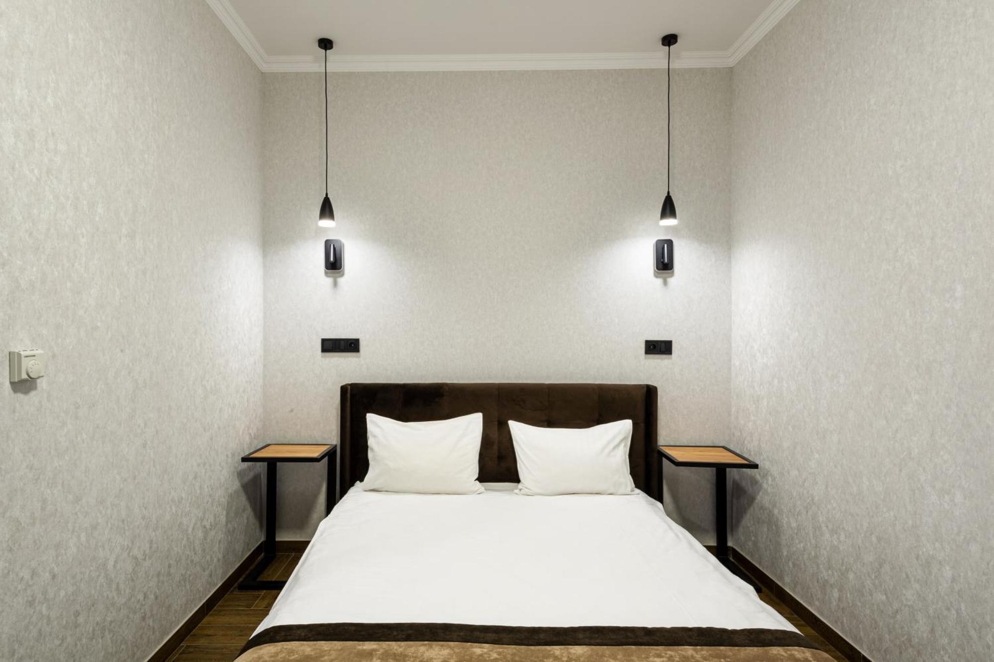 Avalon Palace Ternopil Esterno foto