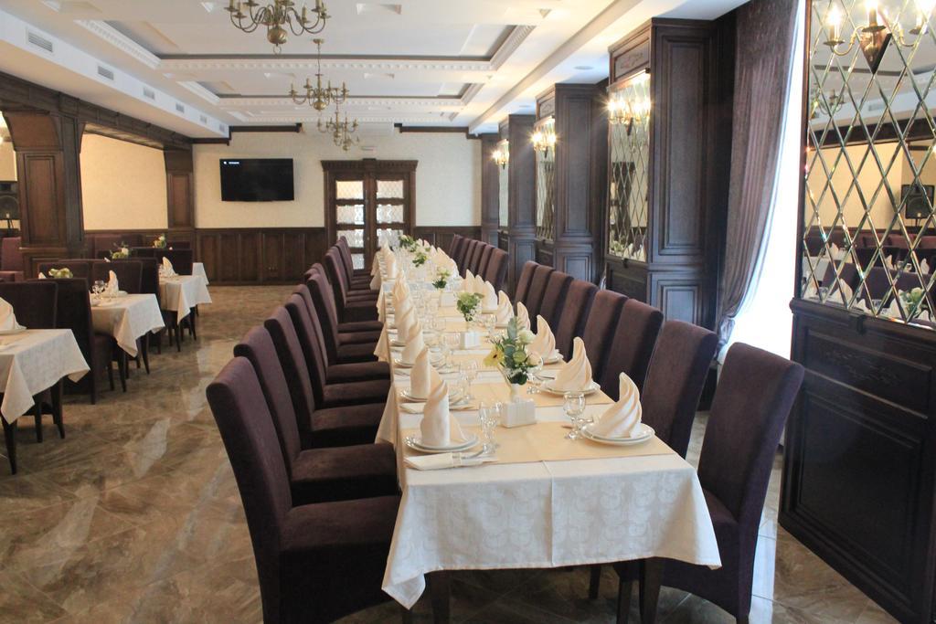 Avalon Palace Ternopil Esterno foto